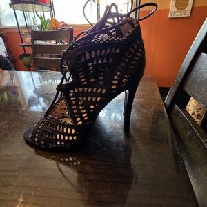 Ashley Cole Black Cutout Lace-Up Stiletto Heels Size 8.5 B